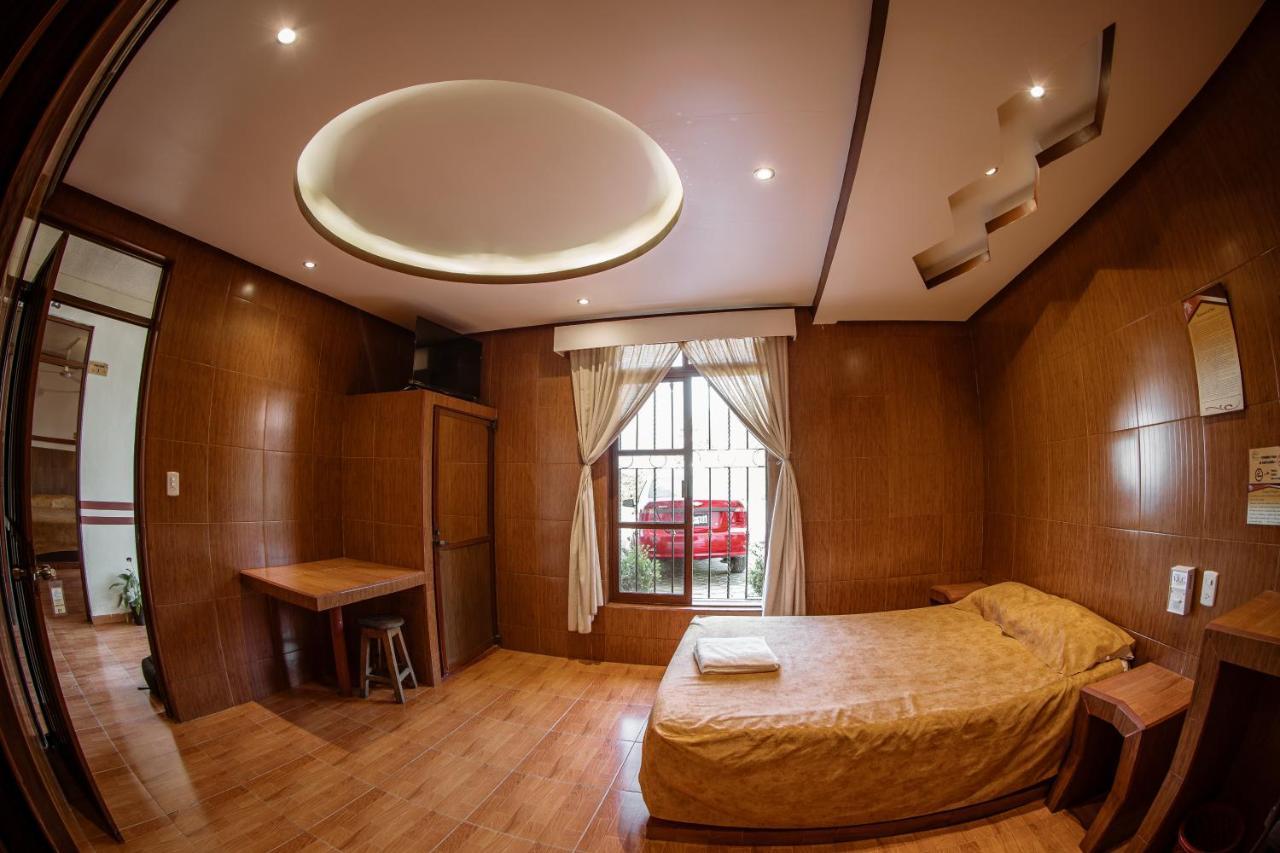Hotel & Suites Posada Molina Куэцалан-дель-Прогресо Экстерьер фото