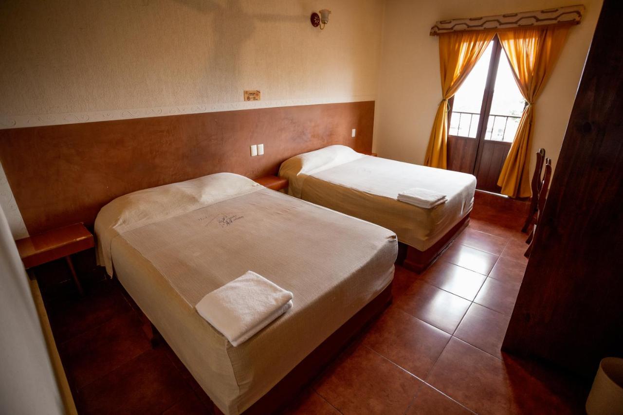 Hotel & Suites Posada Molina Куэцалан-дель-Прогресо Экстерьер фото